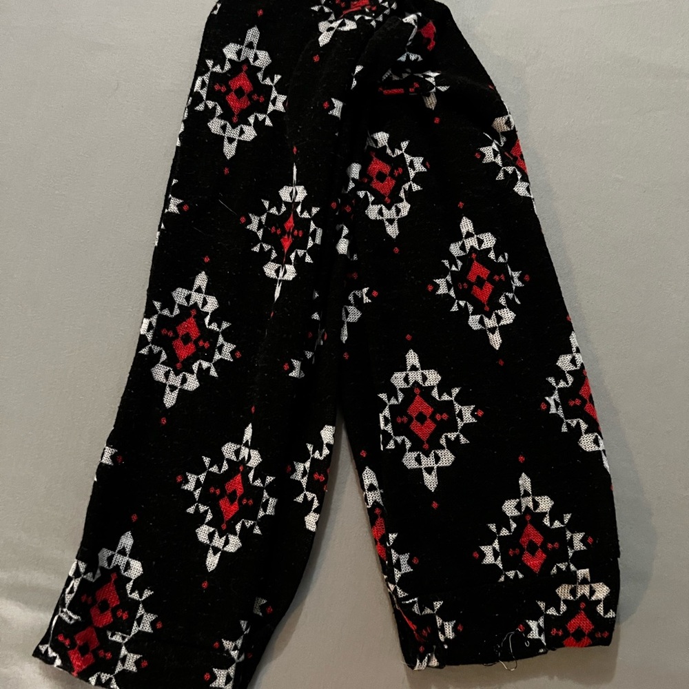 Patterned Infinity Scarf - Picture 3 of 3